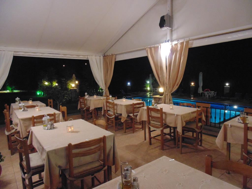 Skiathos Diamond Aparthotel Kolios Ngoại thất bức ảnh